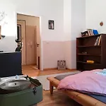 Spacious 2-Room-Apartment In Leutzsch