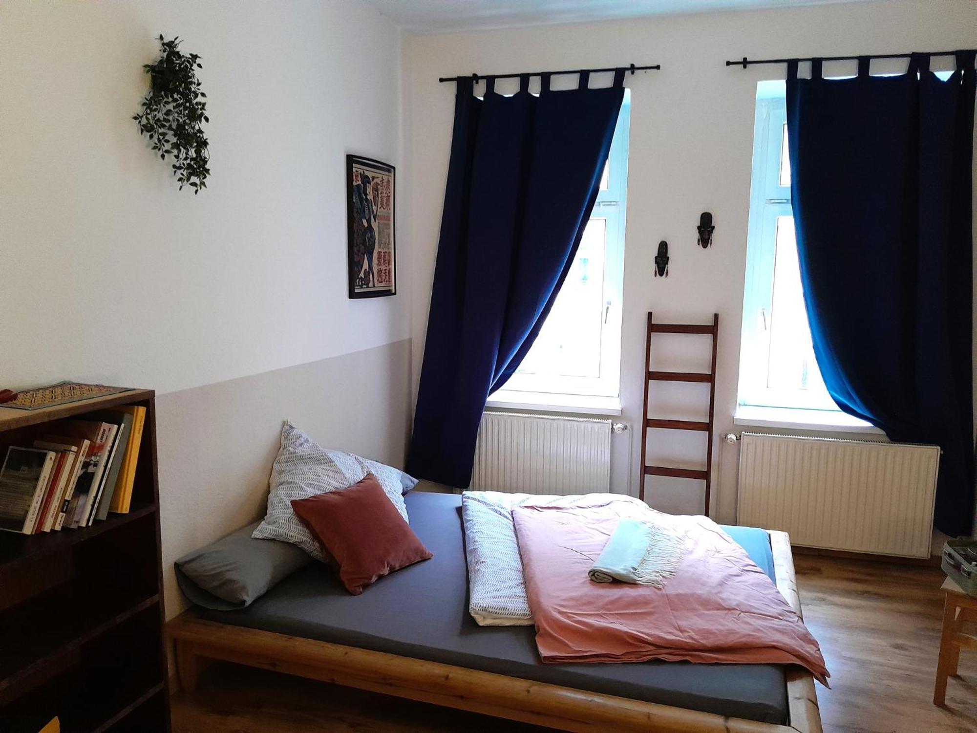 Spacious 2-room-apartment In Leutzsch Apartment *