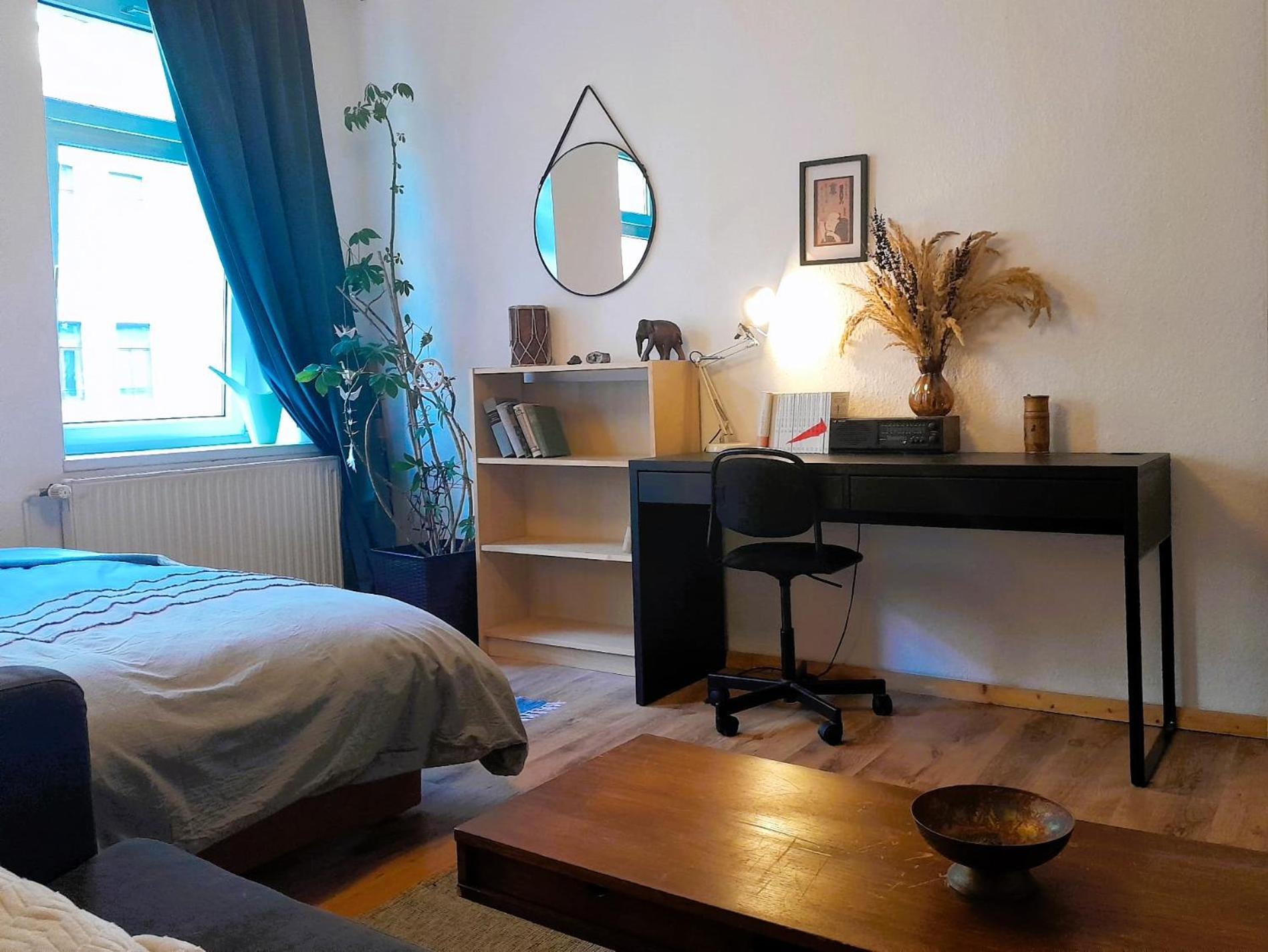 Spacious 2-room-apartment In Leutzsch Apartment *
